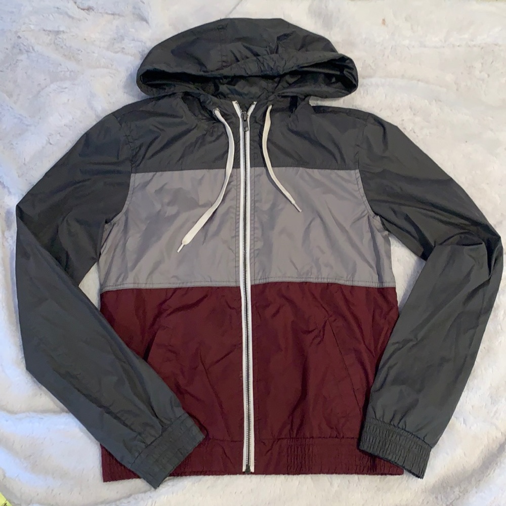 Zine windbreaker size medium